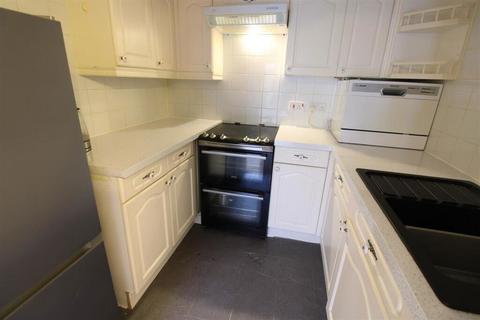 2 bedroom apartment for sale, Egypt Esplanade, Cowes, PO31 8BT