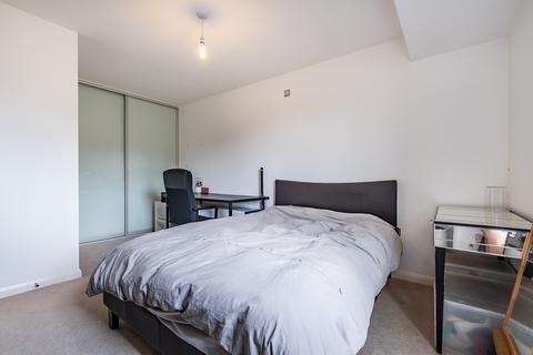 1 bedroom flat for sale, Kilburn Park Road, London, NW6