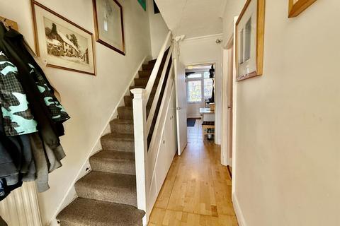 3 bedroom terraced house for sale, Burns Avenue, Southall