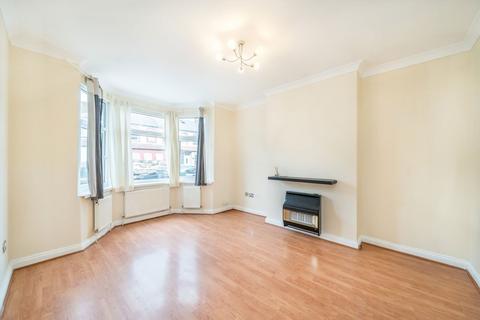4 bedroom house to rent, Colliers Water Lane, Thornton Heath