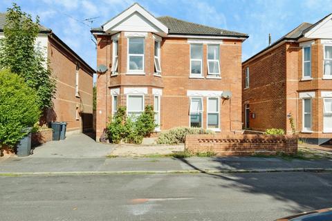 2 bedroom flat for sale, Belvedere Road, BOURNEMOUTH