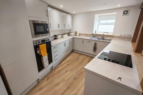 4 bedroom semi-detached house to rent, Kingshead Lane, Builth Wells, LD2