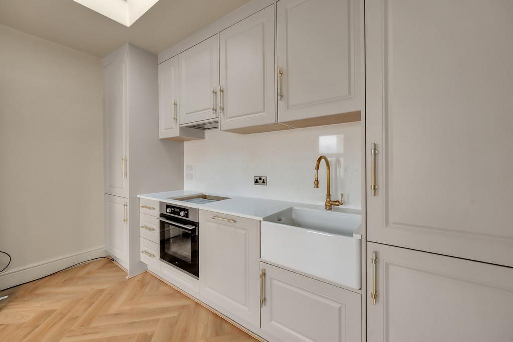 Apartment in London - View 3