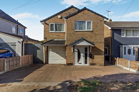 5 bedroom detached house for sale, London Road, Benfleet, SS7