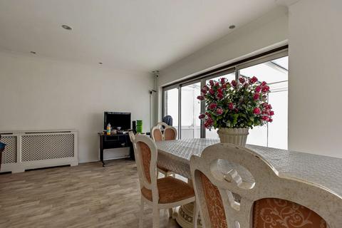 5 bedroom detached house for sale, London Road, Benfleet, SS7