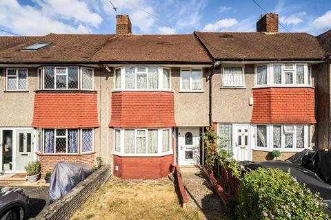 Longhill Road, London, SE6 1UB