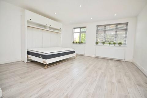 1 bedroom apartment to rent, Corbets Tey Road, Upminster, Essex, RM14