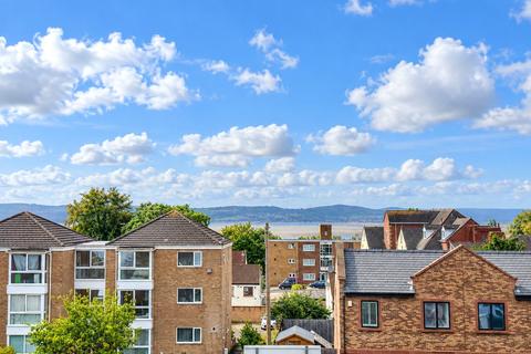 2 bedroom penthouse for sale, Caldy Road, West Kirby, Wirral, CH48