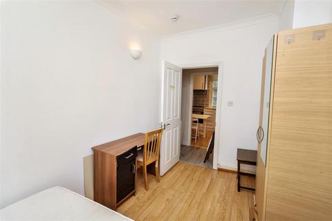 House share to rent, Northdown Street, N1