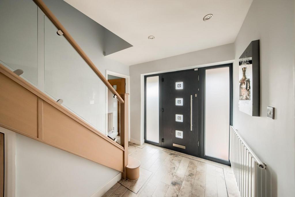 House in Solihull, Sharmans Cross - View 4