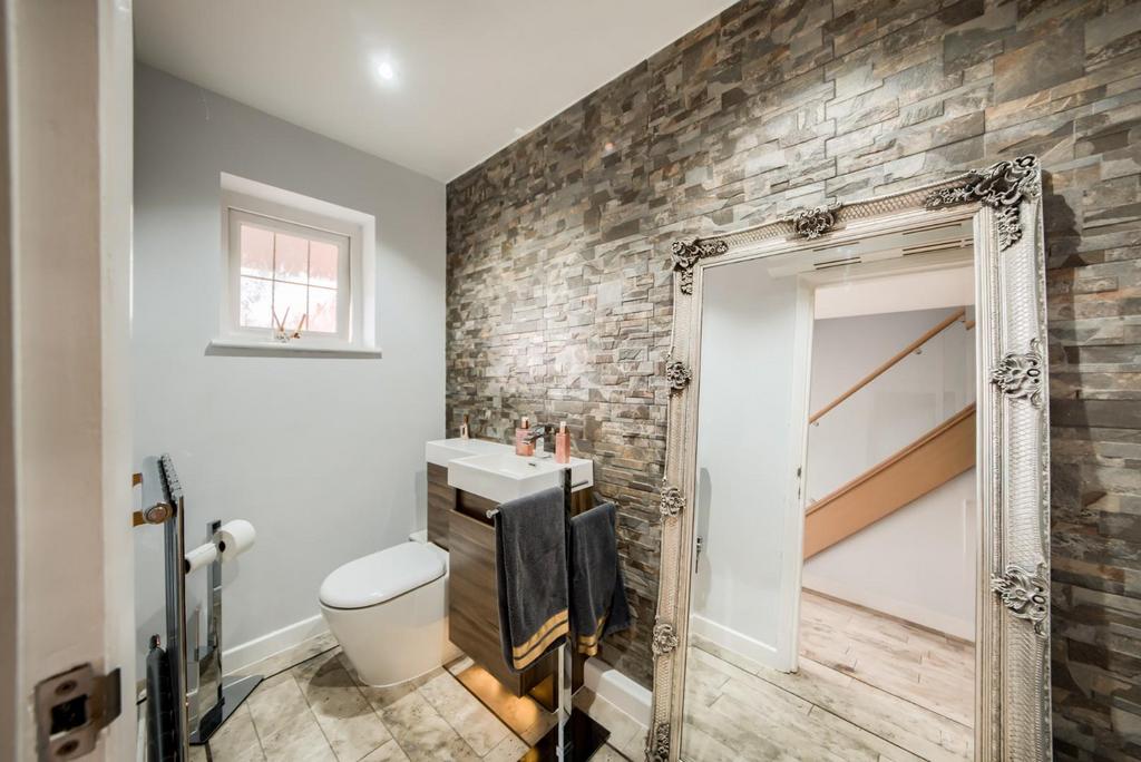 House in Solihull, Sharmans Cross - View 5