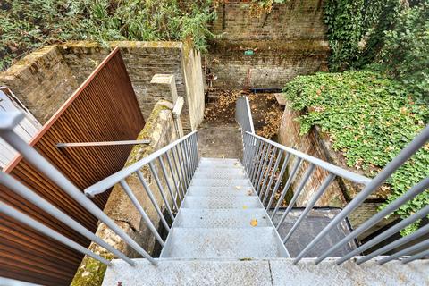 House share to rent, Northdown St, N1