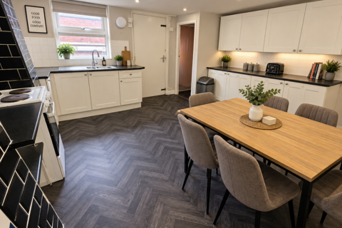 4 bedroom house to rent, Brudenell Road, Leeds