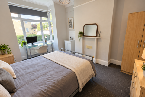 4 bedroom house to rent, Brudenell Road, Leeds
