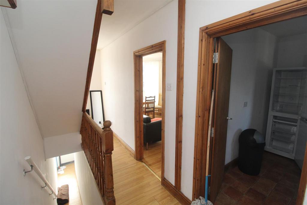 House in Cardiff - View 3