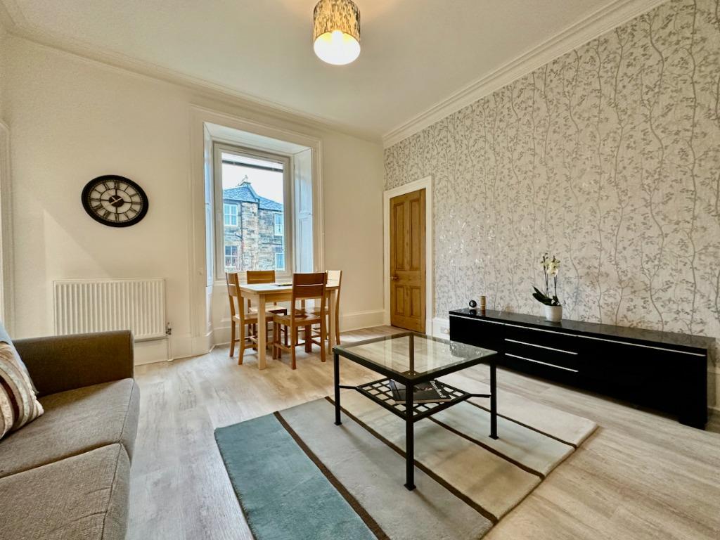 Apartment in Edinburgh - View 3