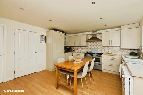 6 bedroom detached house for sale, Irwin Road, Blyton, DN21