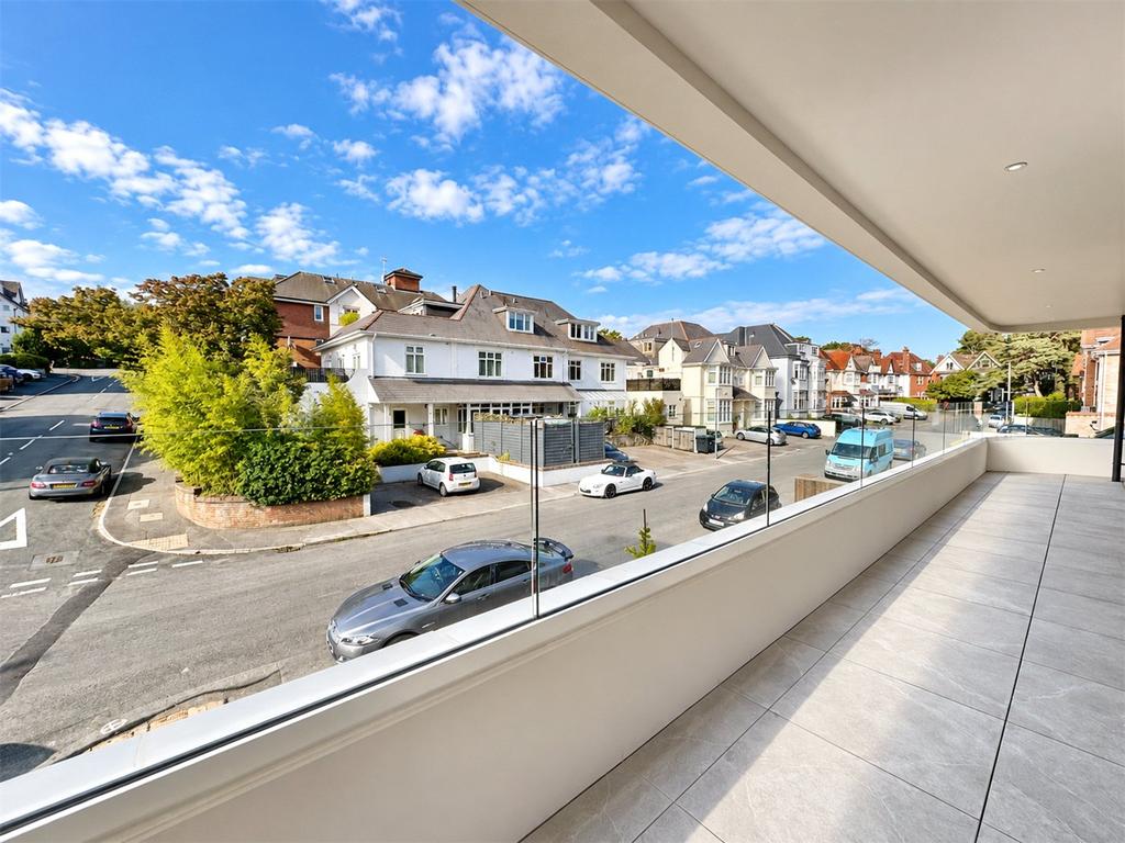 Apartment in Dorset - View 4