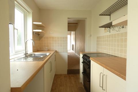 2 bedroom terraced house to rent, Queens Road, Fakenham NR21