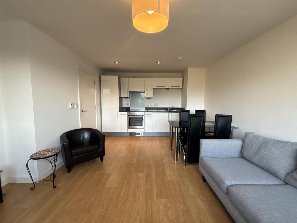 Apartment in Greater Manchester - View 3
