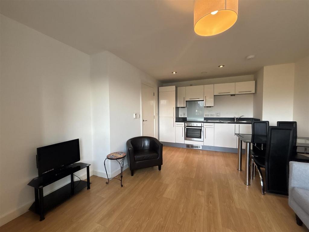 Apartment in Greater Manchester - View 4