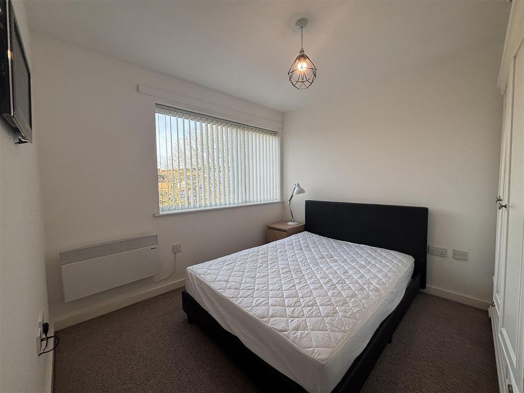 Apartment in Greater Manchester - View 5