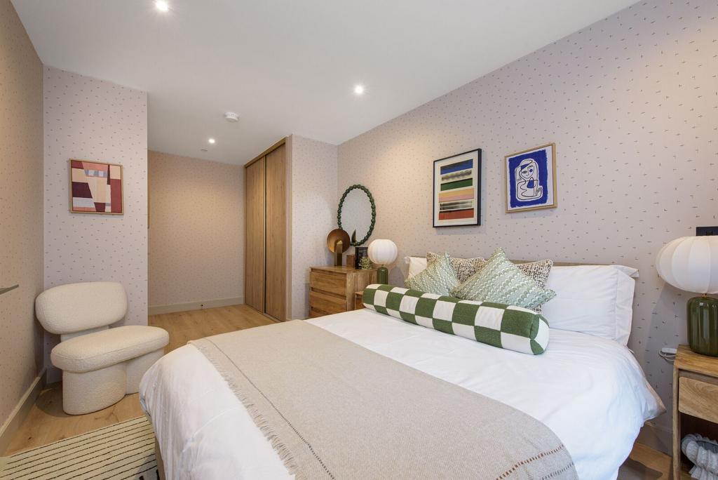 Apartment in London - View 2