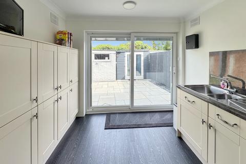 4 bedroom end of terrace house for sale, Lower Higham Road, Gravesend, Kent, DA12