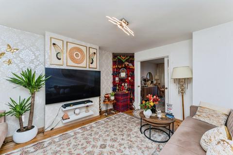 undefined, Mornington Avenue, Ellesmere Port, Cheshire, CH65