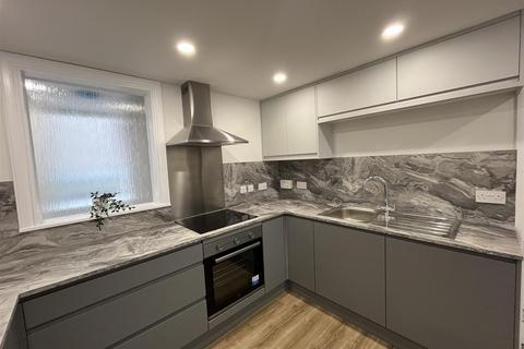 undefined, Canal Crescent, Perth