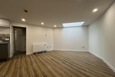 undefined, Canal Crescent, Perth