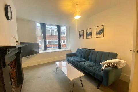 1 bedroom flat to rent, Duke Street, Henley-on-thames, RG9