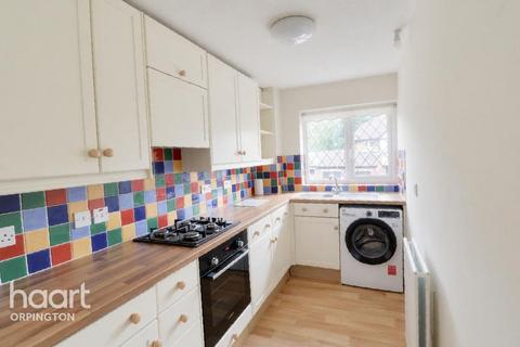 2 bedroom apartment for sale, Chartwell Drive, Orpington