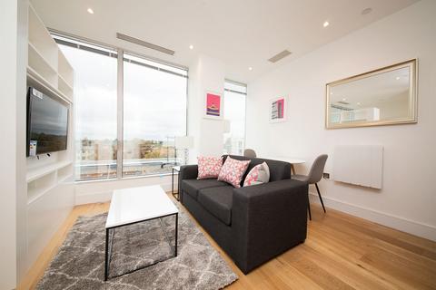 Studio to rent, Staines Road, Hounslow TW3