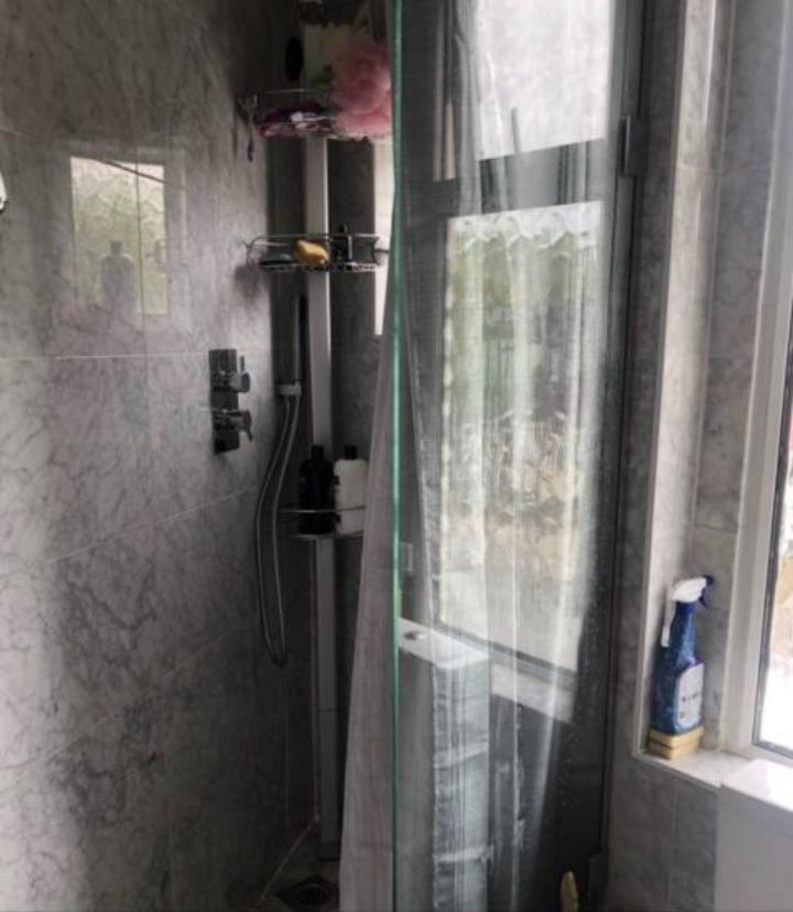 House in London - View 4