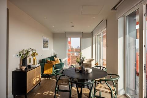 2 bedroom apartment for sale, Artisi, Civic Avenue, Hammersmith, London, W6