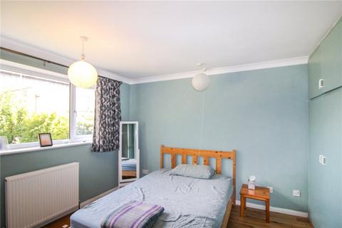 2 bedroom apartment for sale, Weetwood Park Court, Weetwood Park Drive, Leeds, West Yorkshire, LS16