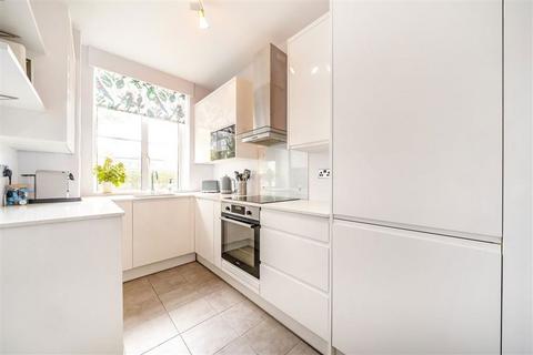 2 bedroom flat for sale, Willesden Lane, London NW6