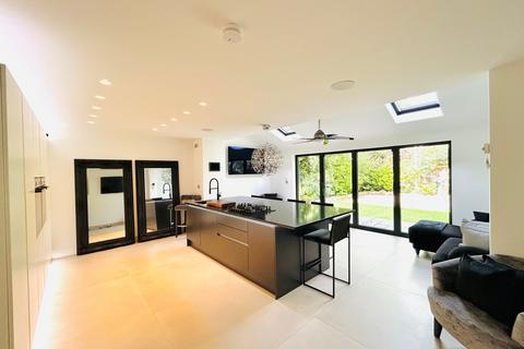 5 bedroom detached house for sale, Chaise Meadow, Lymm, WA13