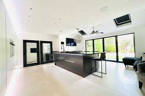 5 bedroom detached house for sale, Chaise Meadow, Lymm, WA13