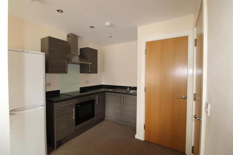 1 bedroom apartment to rent, High Street, Kingswinford
