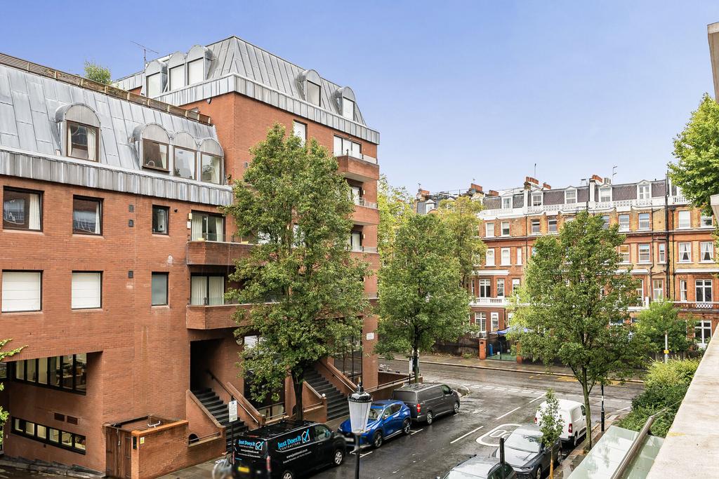 Apartment in London - View 2