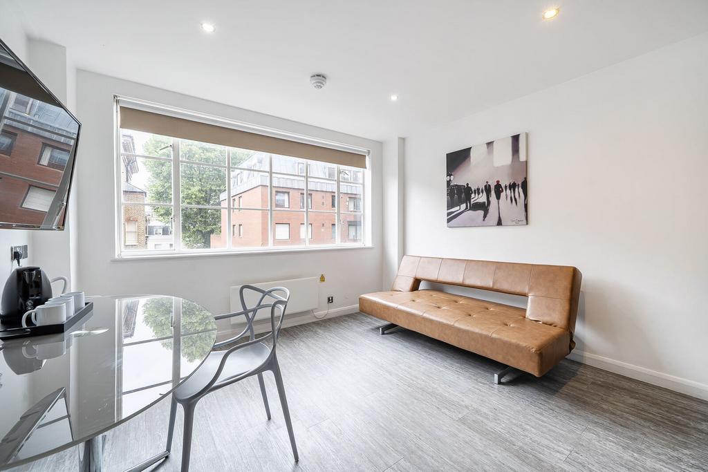 Apartment in London - View 3