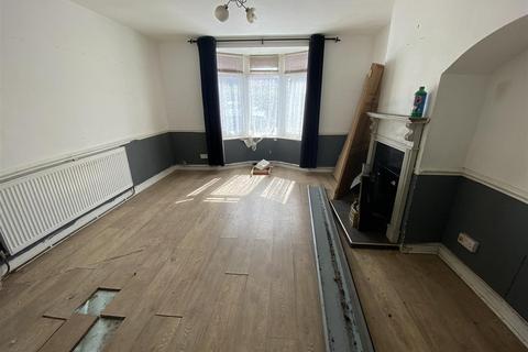 2 bedroom terraced house for sale, Sheppey Road, Dagenham