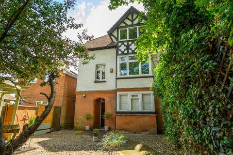 1 bedroom apartment for sale, Ashley Road, Walton-on-Thames, KT12
