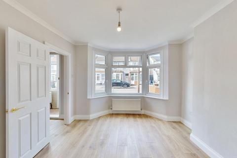 3 bedroom house for sale, Kingston Road, Ilford, IG1