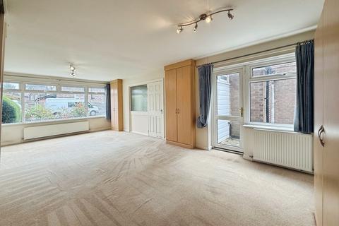 3 bedroom link detached house for sale, High Elms, Cheadle Hulme, SK8