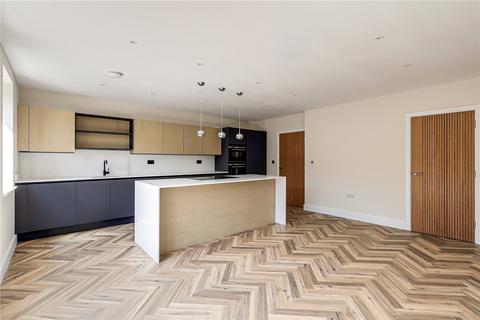 undefined, Slades Hill, Enfield, EN2