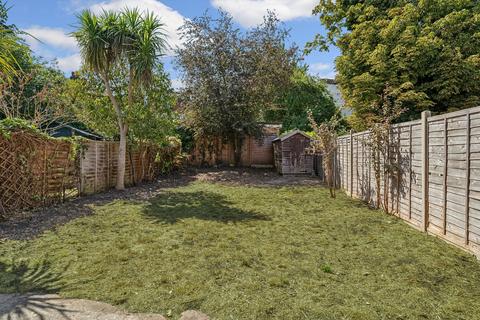 4 bedroom semi-detached house for sale, Lordship Lane, London SE22