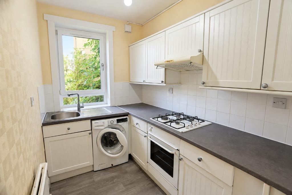 Apartment in Edinburgh, Prestonfield - More